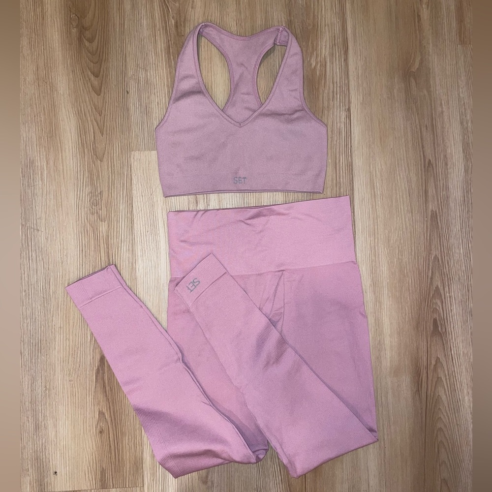 SET ACTIVE Workout Set + Matching Sweats